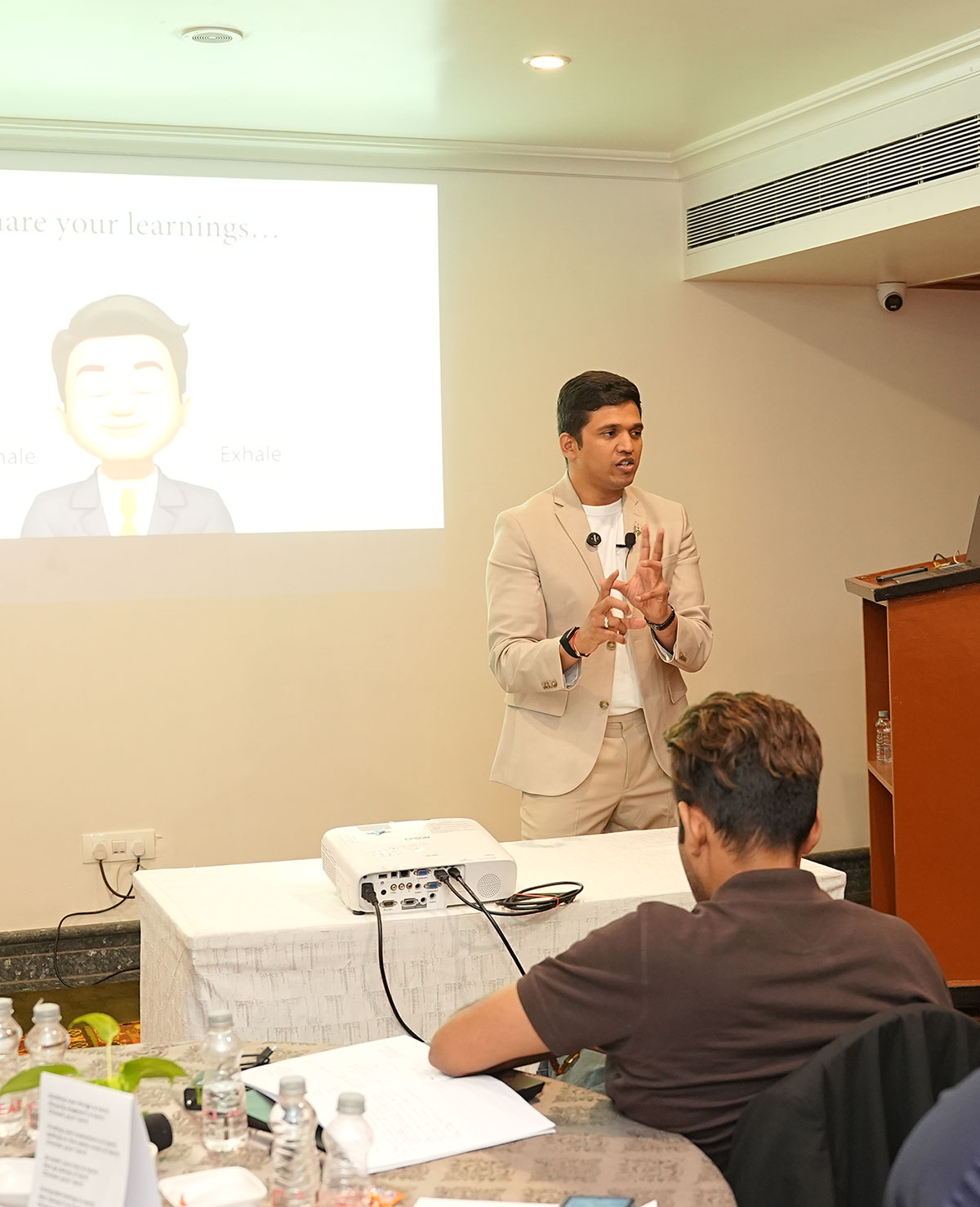 Saurabh Pacheriwal teaching live